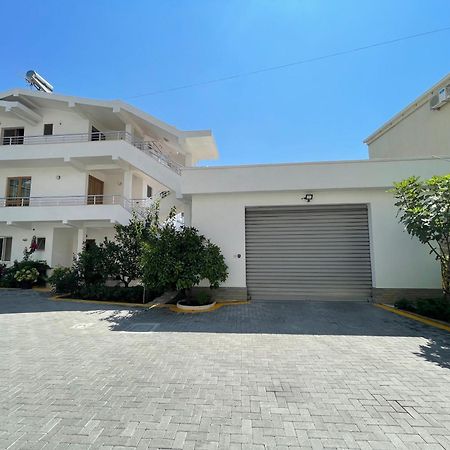 Guest House Lionel Дуррес Екстер'єр фото