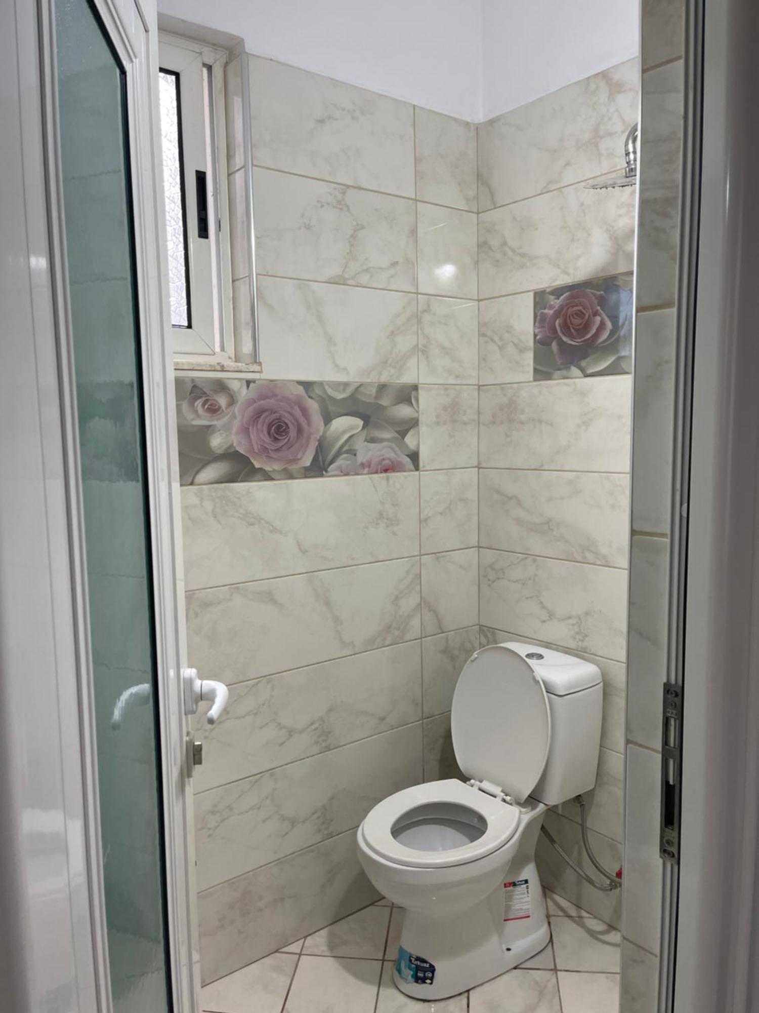 Guest House Lionel Дуррес Екстер'єр фото